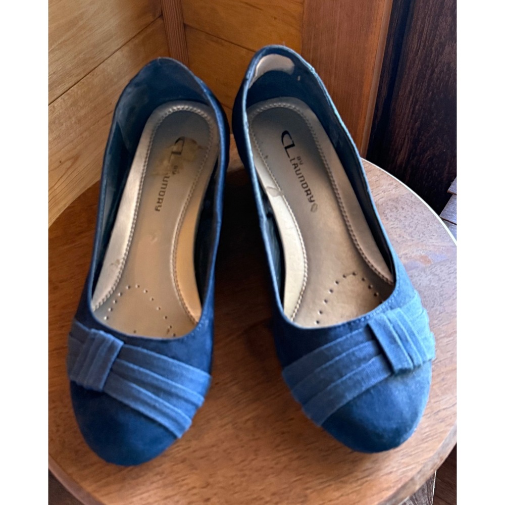 CL by Laundry Women Navy Blue Wedge Pumps Pleated Round Toe Size 6.5 M